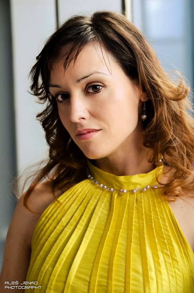 Yellow elegante coctail dress Yellow elegante coctail dress